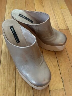 Miista Metallic Taupe/Rose Gold Platform Mule
